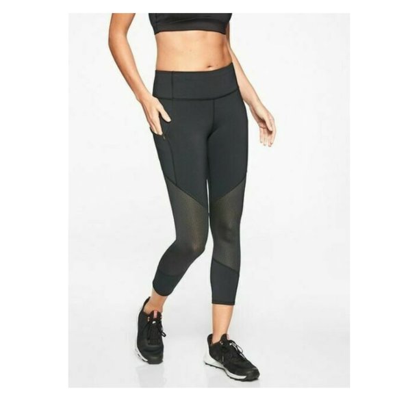 Athleta Pants - Athleta Mesh Contender Capris